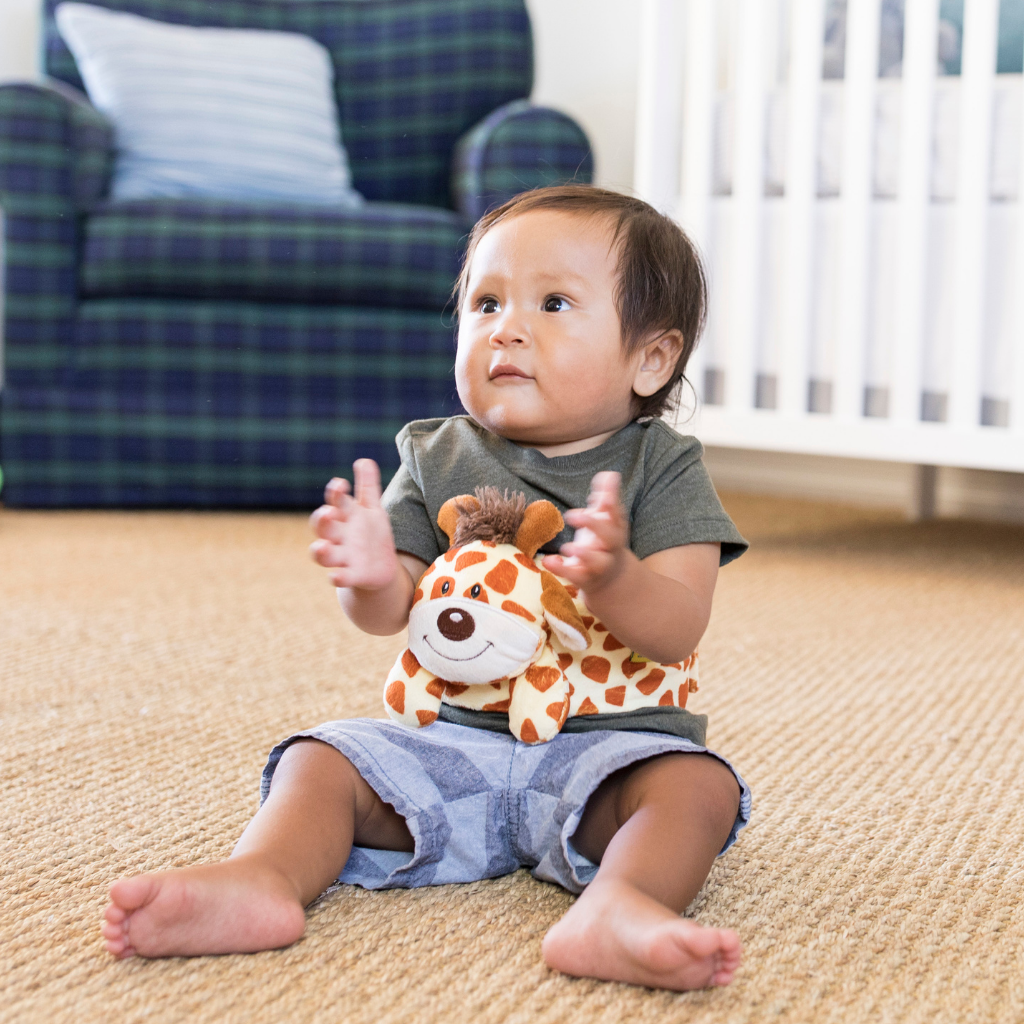 Happi Tummi Giraffe Waistband and Herbal Pouch Calms A Crying Baby Instantly